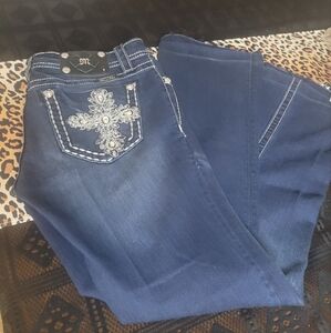 MISS ME JEANS SIZE 29 MID RISE RHINESTONE EMBELSHED DARK BLUE BOOTCUT JEANS